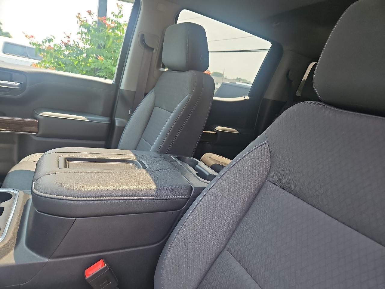 GMC Sierra 1500 4WD Crew Cab 147" Elevation 2020