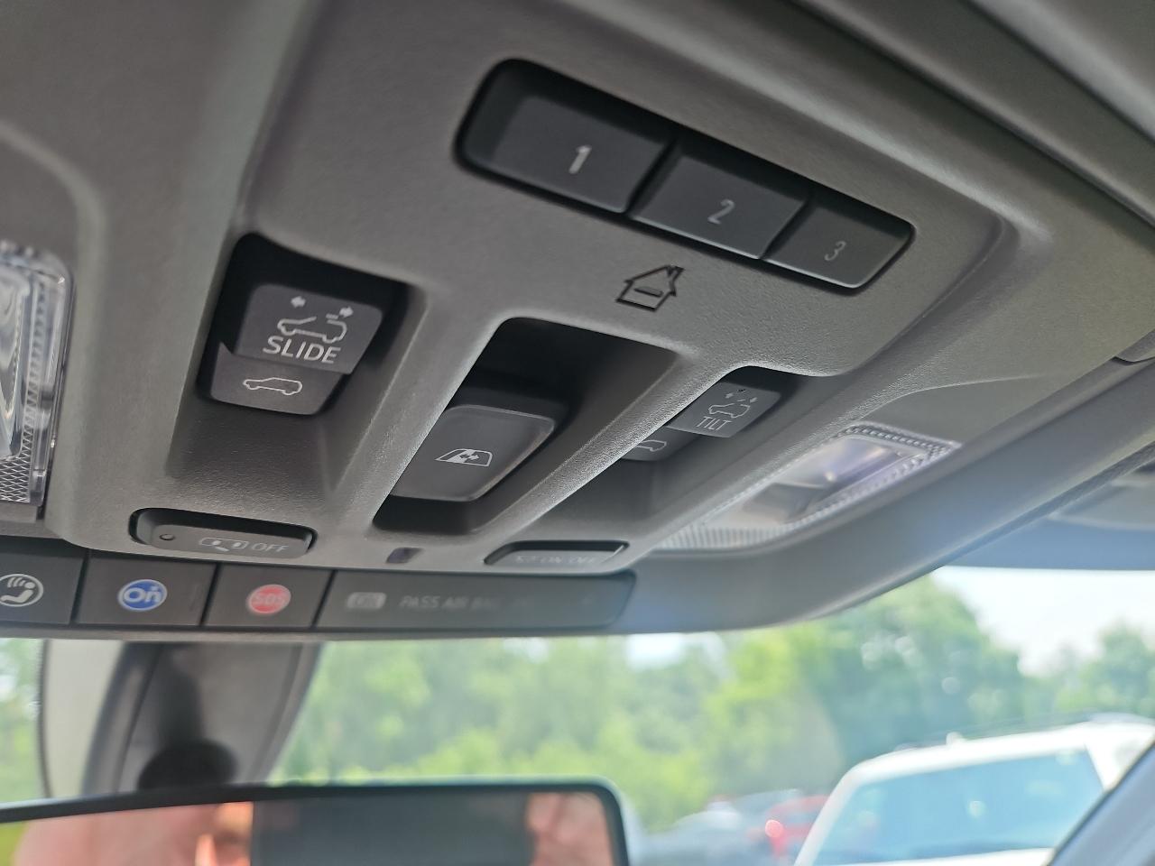 GMC Sierra 1500 4WD Crew Cab 147" Elevation 2020