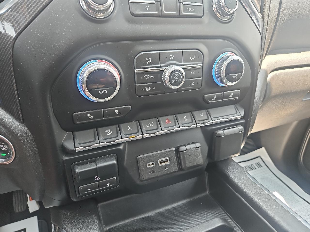 GMC Sierra 1500 4WD Crew Cab 147" Elevation 2020