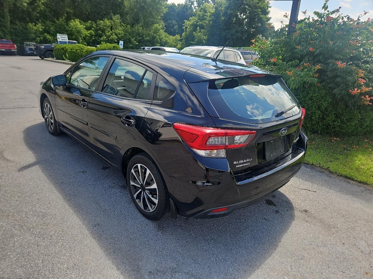 Subaru Impreza 5-door CVT 2022