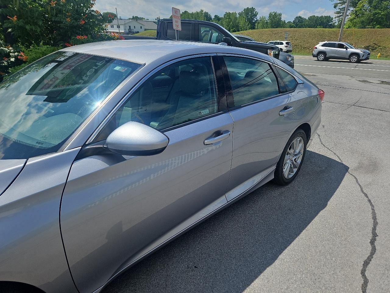 Honda Accord Sedan LX 1.5T CVT 2020