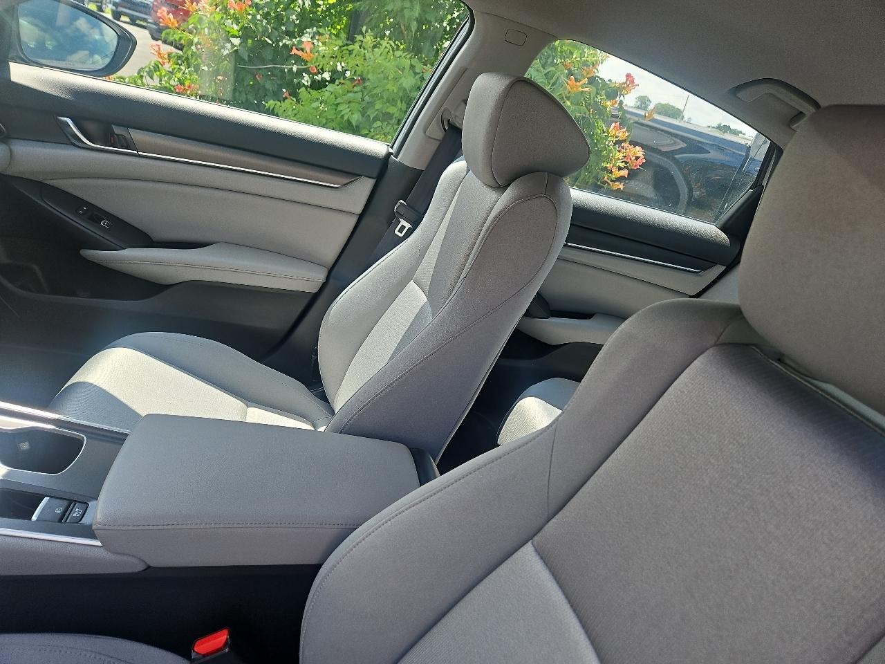 Honda Accord Sedan LX 1.5T CVT 2020