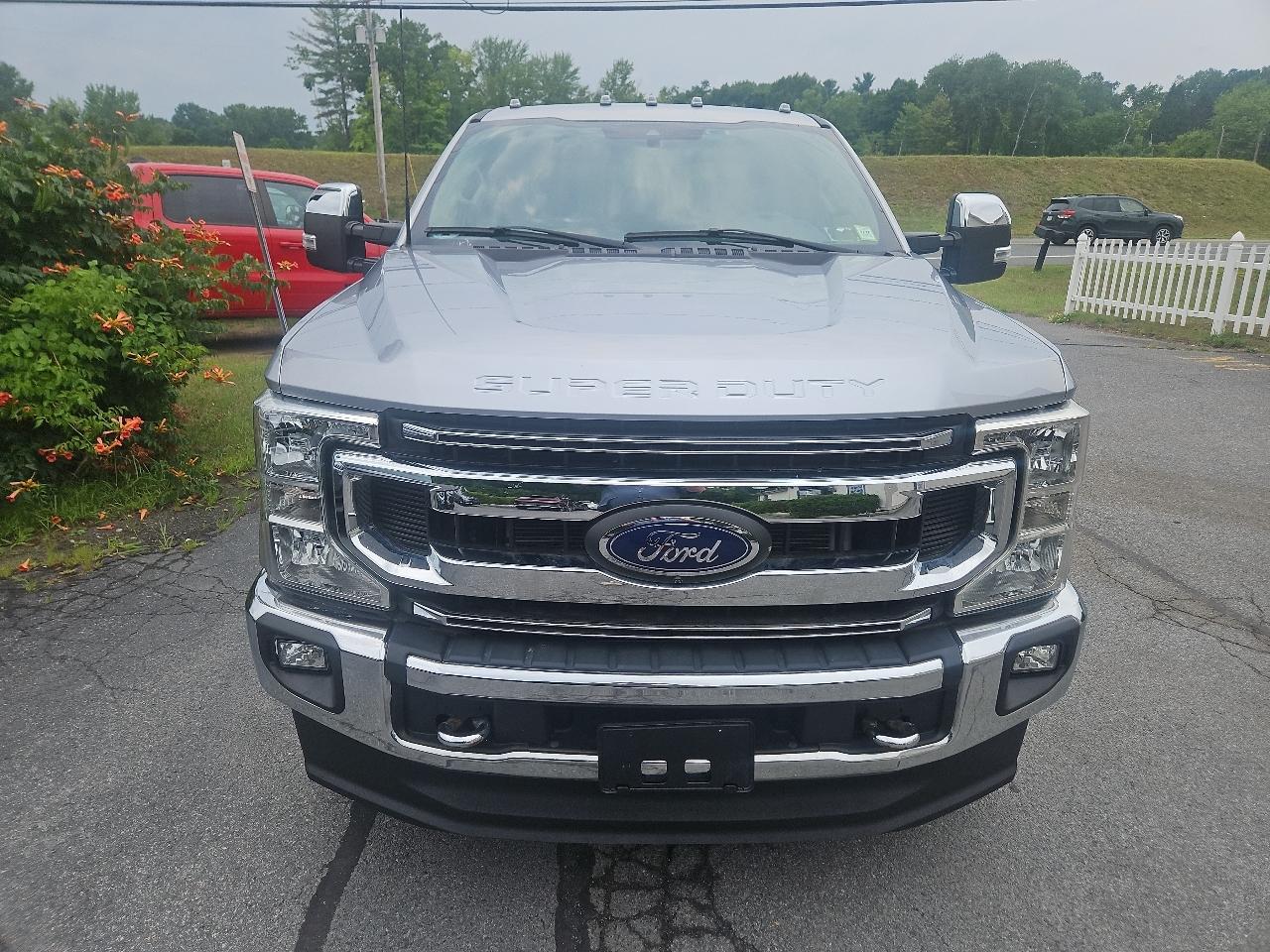 Ford Super Duty F-350 SRW XLT 4WD Crew Cab 6.75' Box 2022