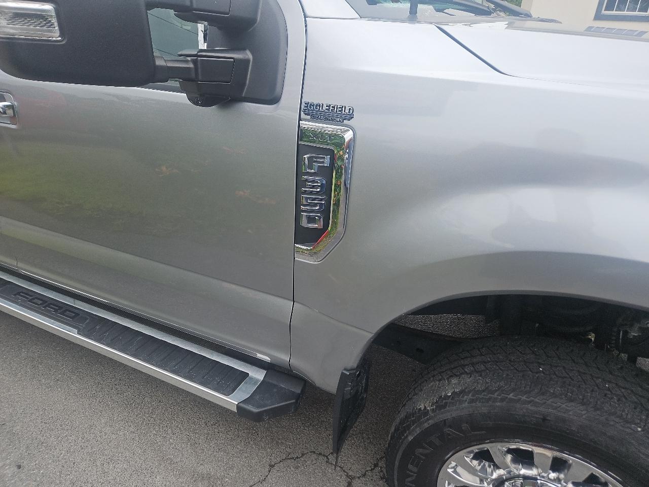 Ford Super Duty F-350 SRW XLT 4WD Crew Cab 6.75' Box 2022