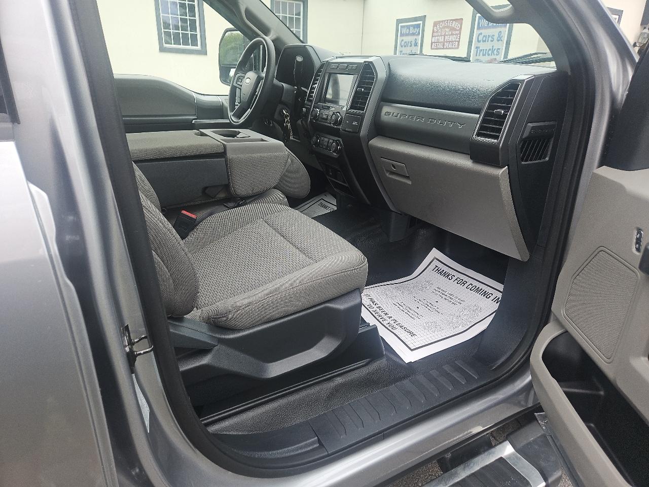 Ford Super Duty F-350 SRW XLT 4WD Crew Cab 6.75' Box 2022