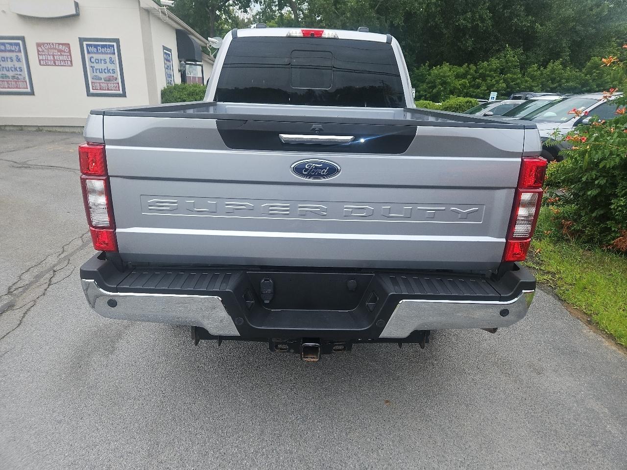 Ford Super Duty F-350 SRW XLT 4WD Crew Cab 6.75' Box 2022