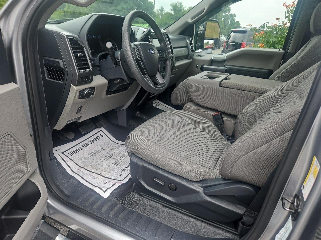 Ford Super Duty F-350 SRW XLT 4WD Crew Cab 6.75' Box 2022