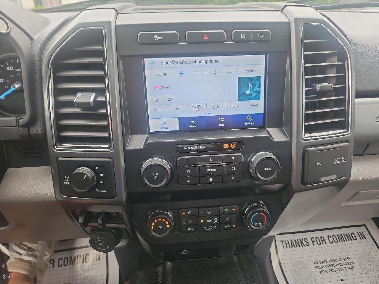 Ford Super Duty F-350 SRW XLT 4WD Crew Cab 6.75' Box 2022