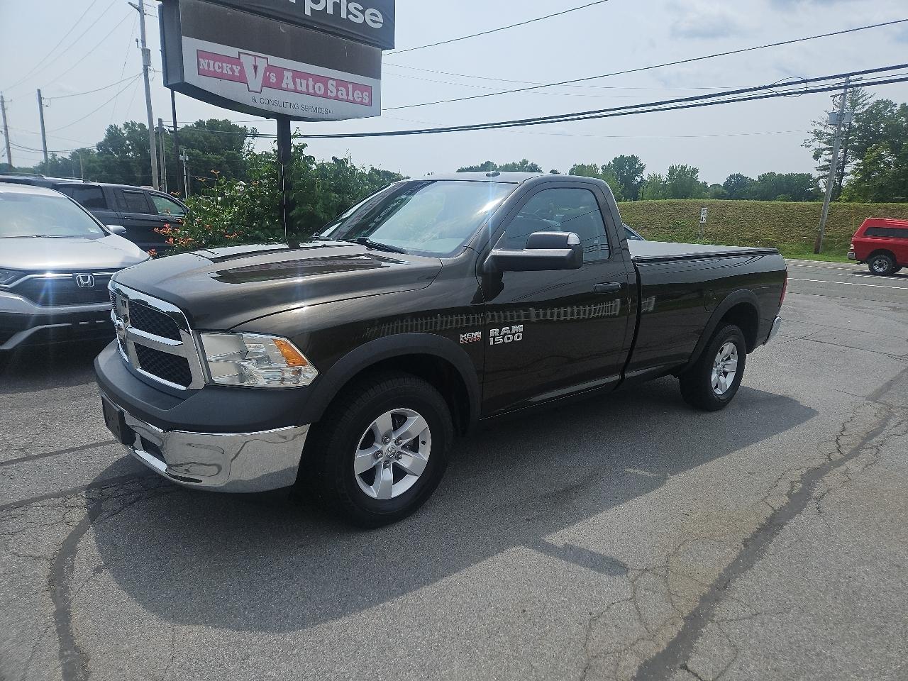 RAM 1500 4WD Reg Cab 140.5" Tradesman 2014