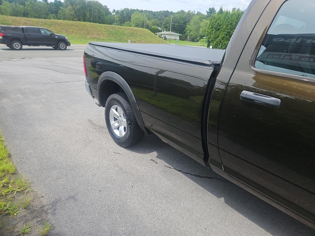 RAM 1500 4WD Reg Cab 140.5" Tradesman 2014