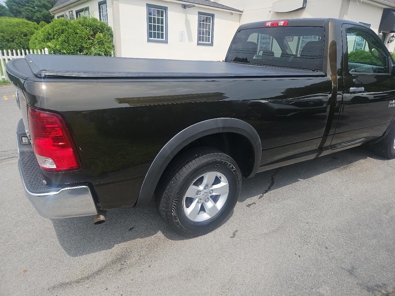 RAM 1500 4WD Reg Cab 140.5" Tradesman 2014