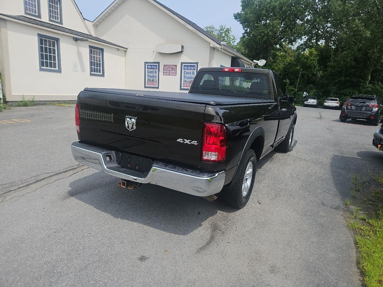 RAM 1500 4WD Reg Cab 140.5" Tradesman 2014