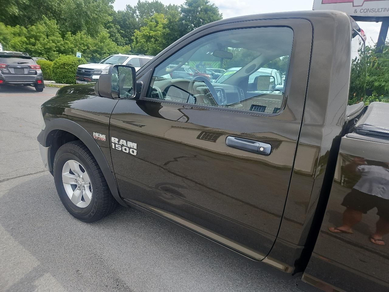 RAM 1500 4WD Reg Cab 140.5" Tradesman 2014