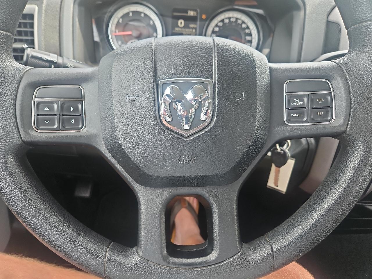RAM 1500 4WD Reg Cab 140.5" Tradesman 2014