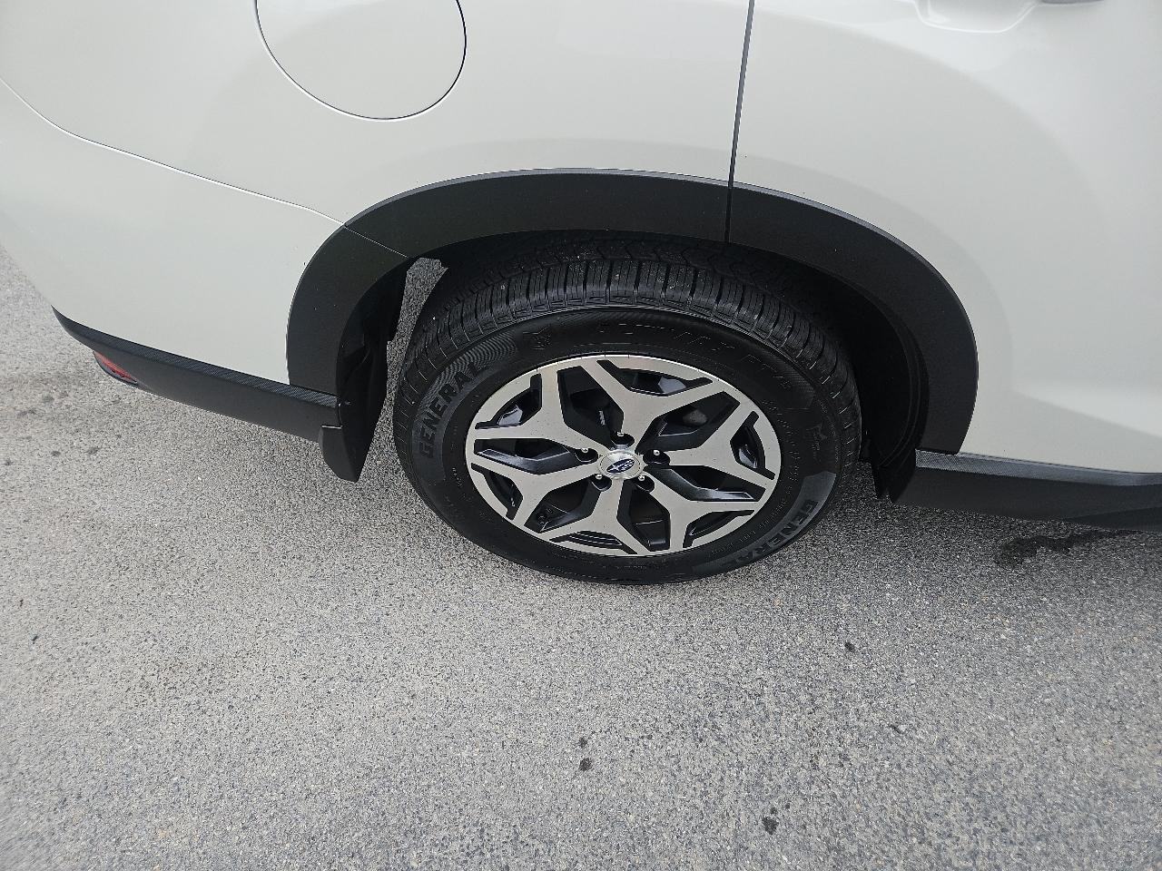 Subaru Forester Premium AWD 2024