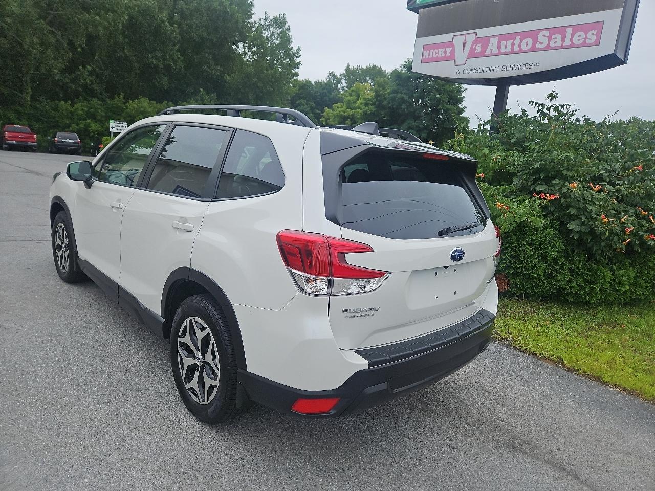 Subaru Forester Premium AWD 2024