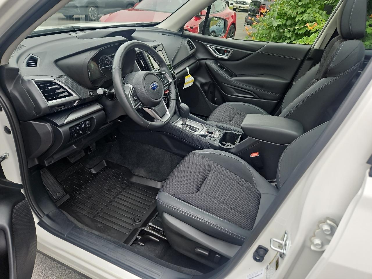 Subaru Forester Premium AWD 2024