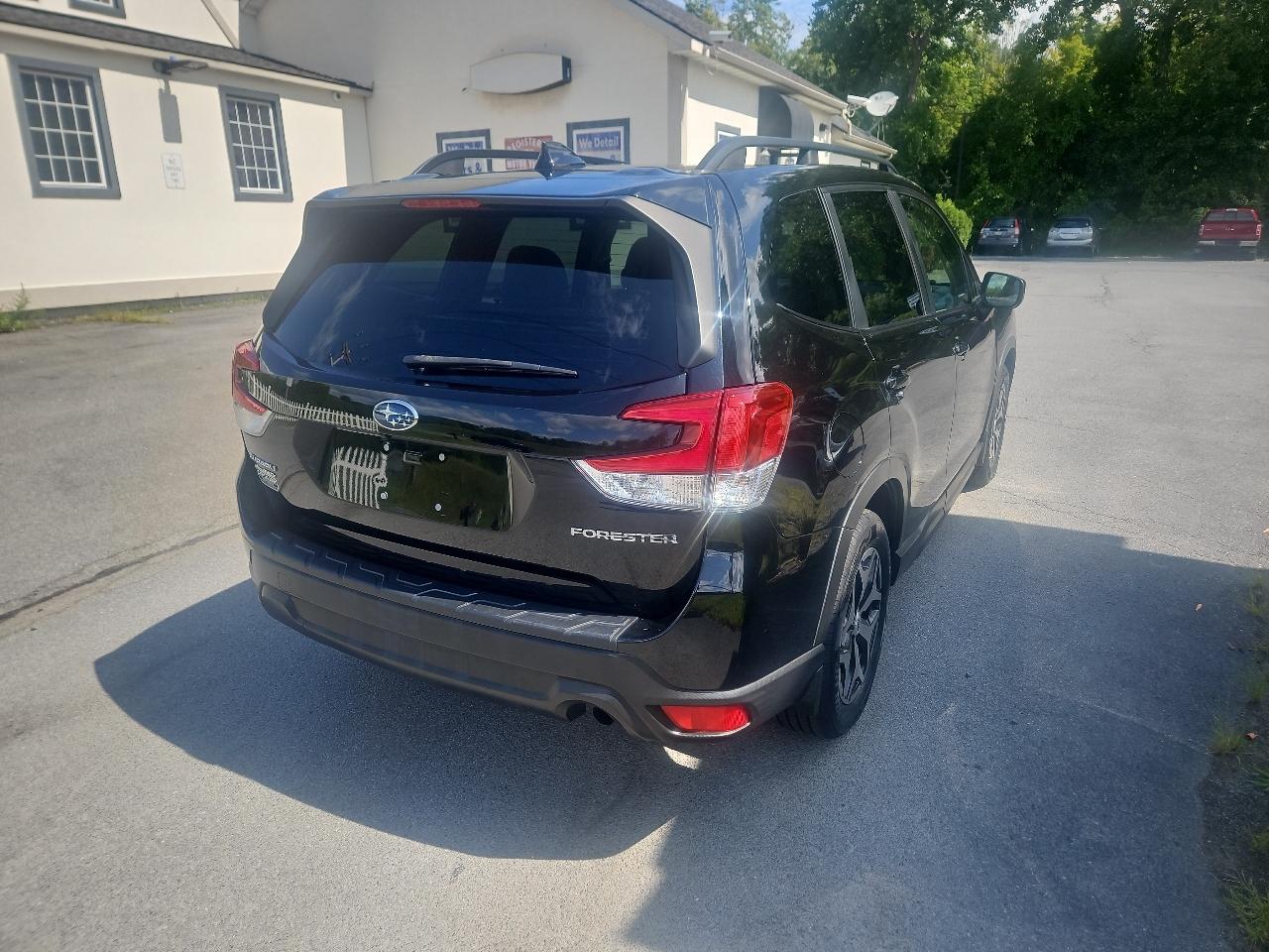 Subaru Forester Premium CVT 2021