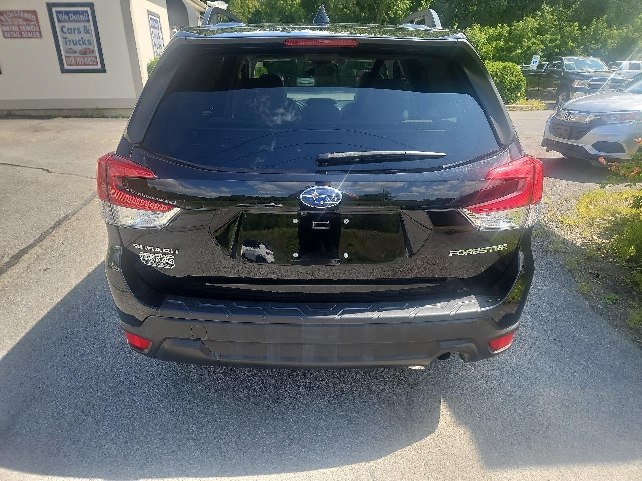 Subaru Forester Premium CVT 2021