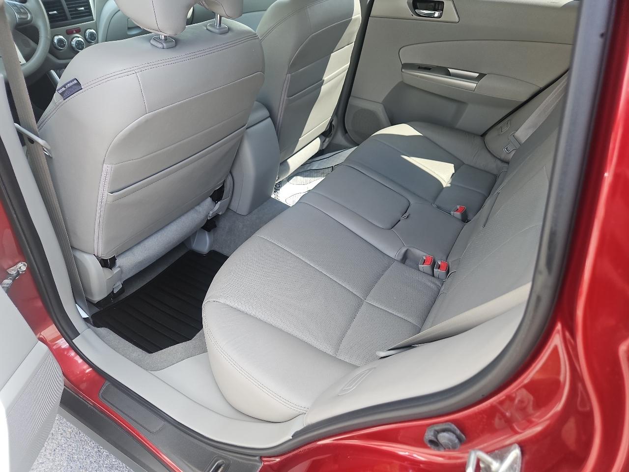 Subaru Forester 4dr Auto 2.5X Limited 2010