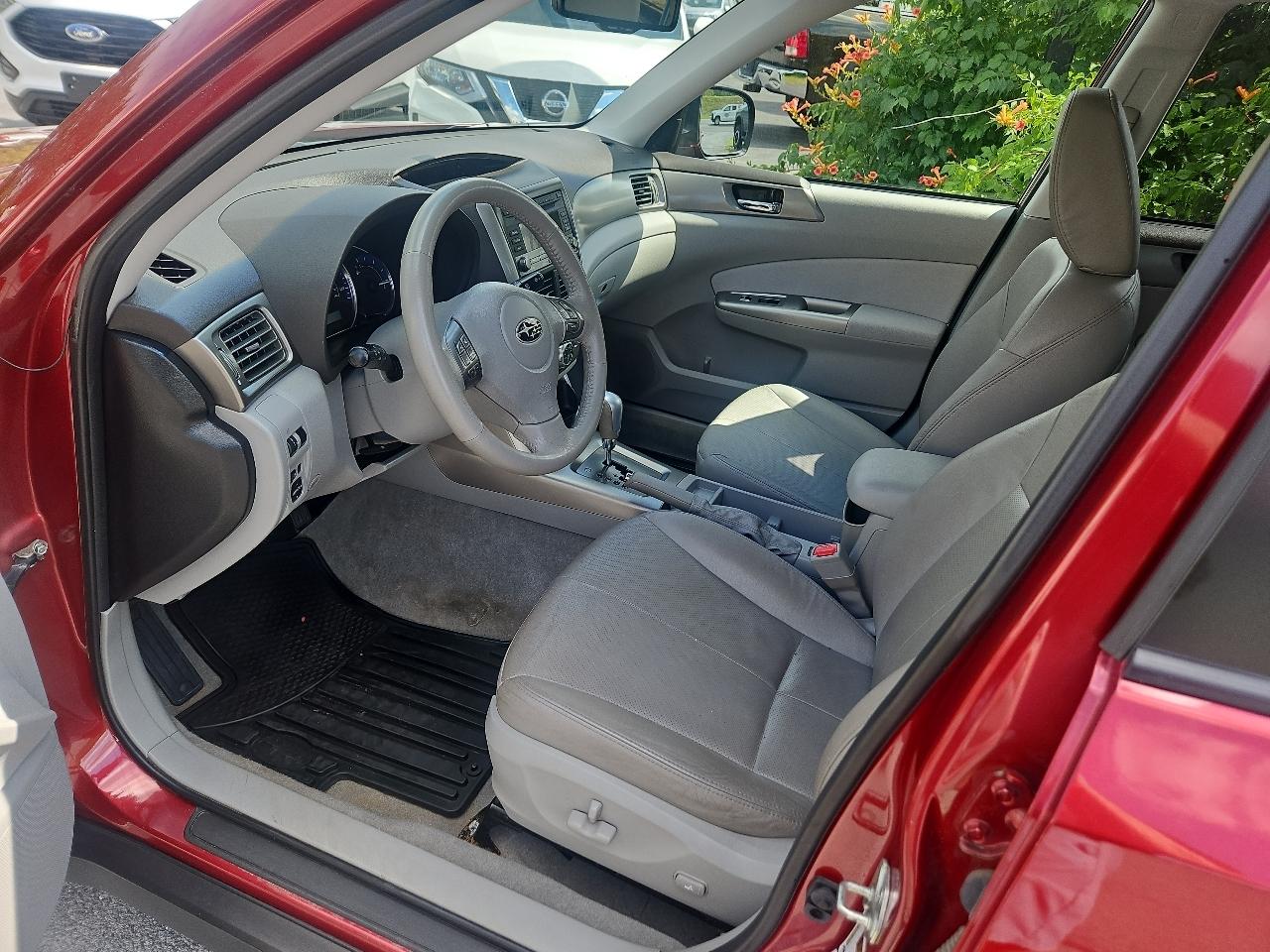 Subaru Forester 4dr Auto 2.5X Limited 2010