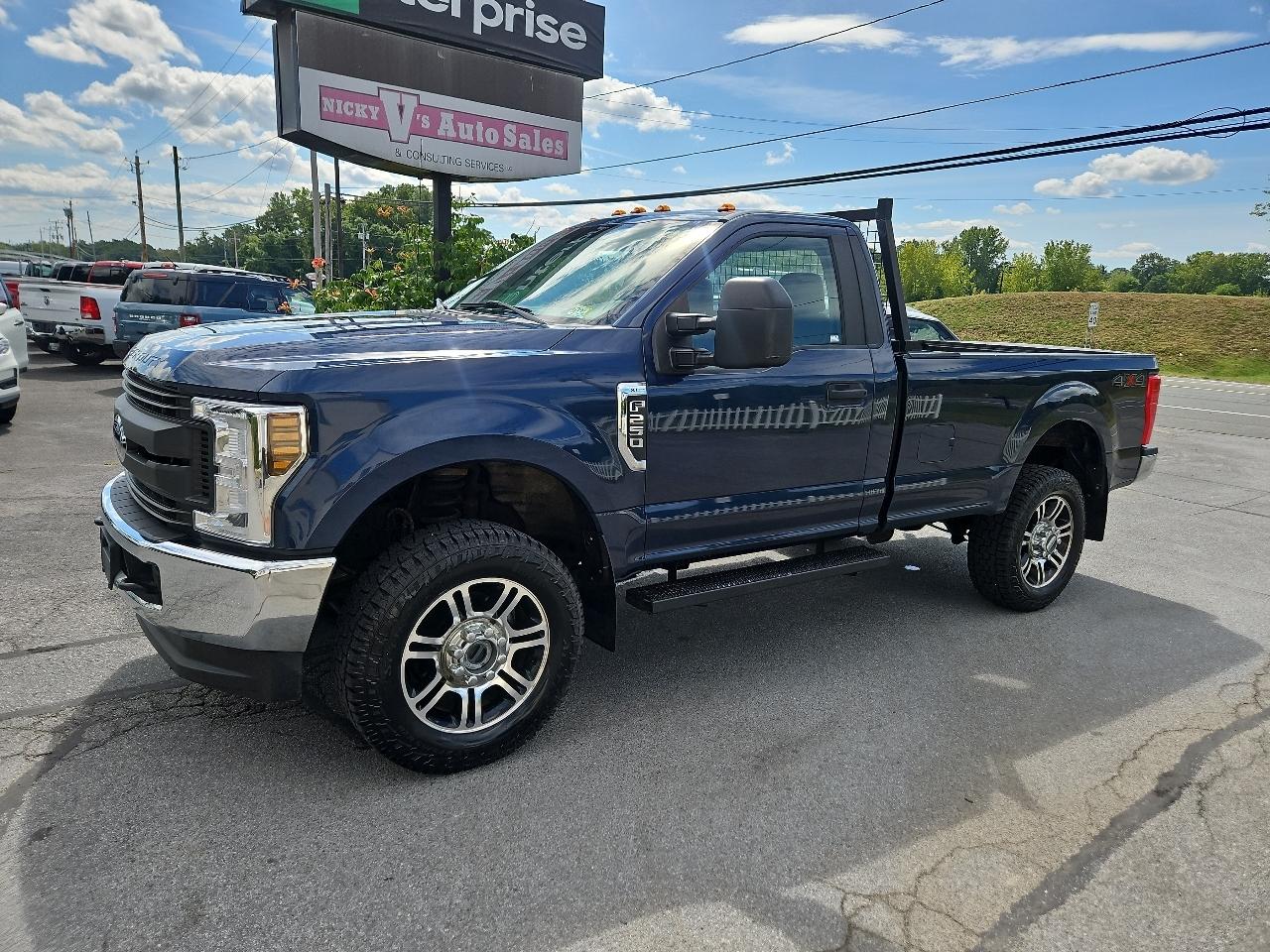 Ford Super Duty F-250 SRW XL 4WD Reg Cab 8' Box 2018