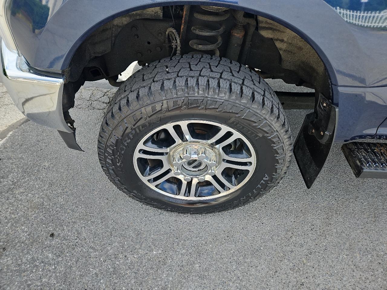 Ford Super Duty F-250 SRW XL 4WD Reg Cab 8' Box 2018