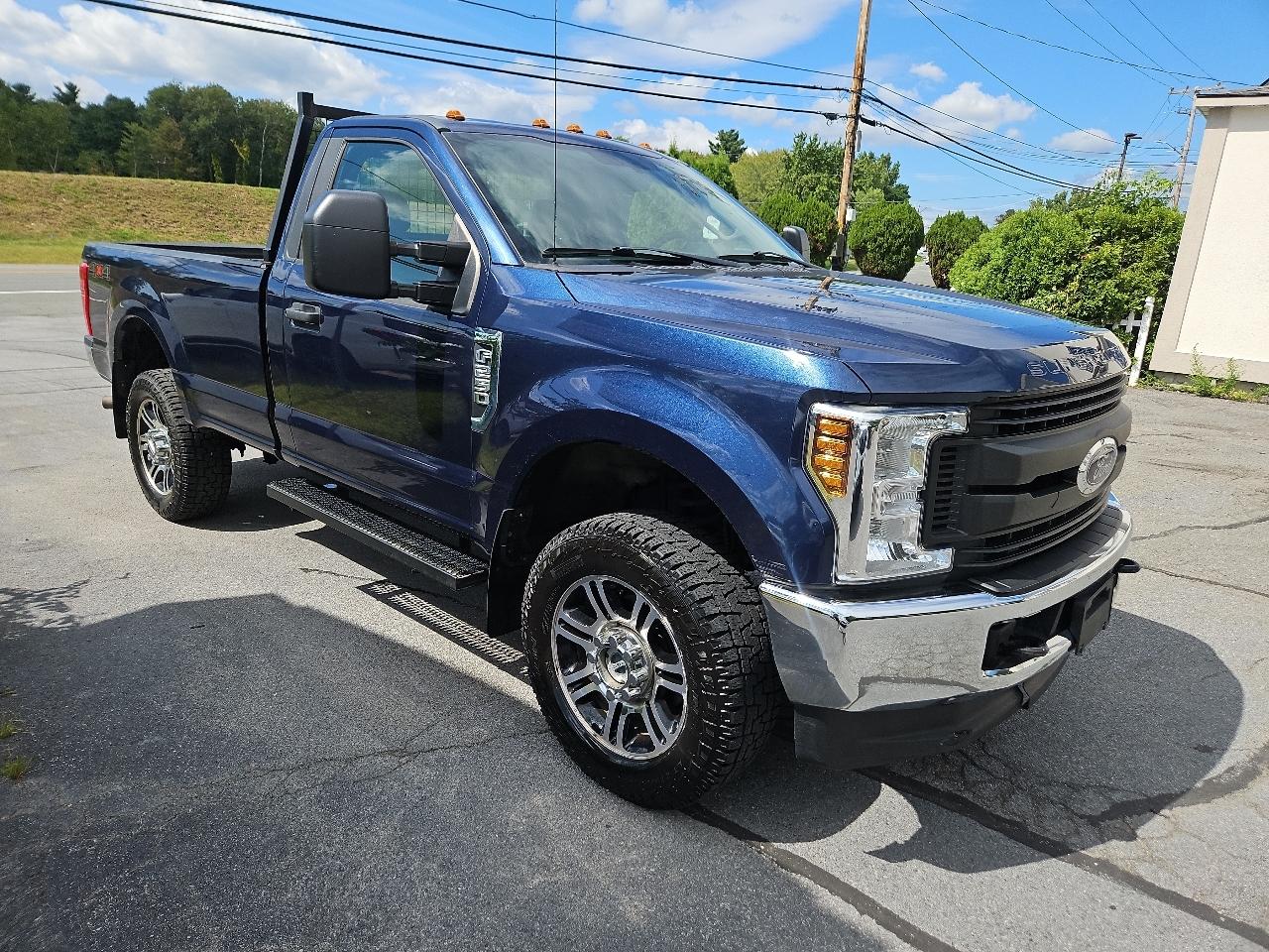 Ford Super Duty F-250 SRW XL 4WD Reg Cab 8' Box 2018
