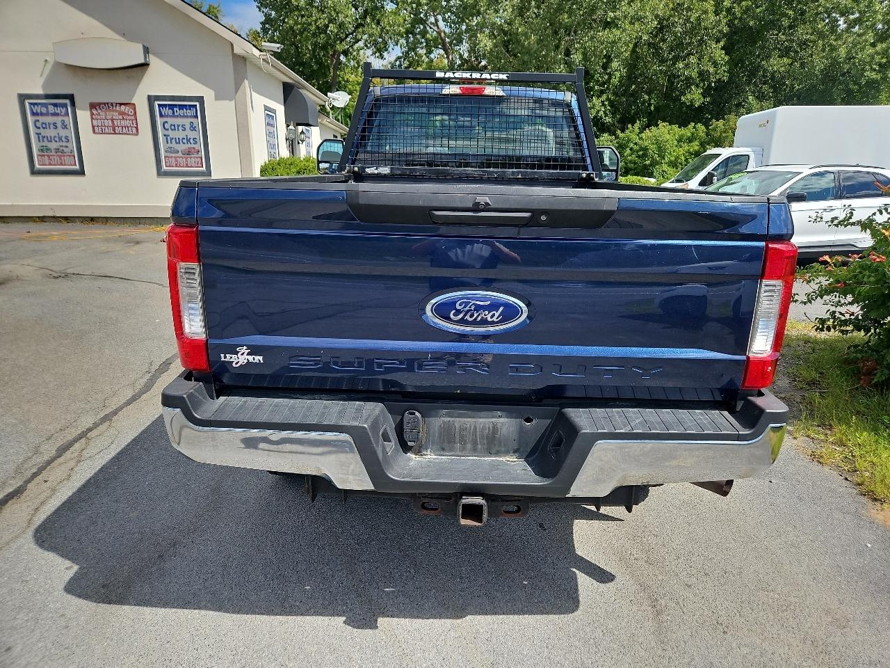 Ford Super Duty F-250 SRW XL 4WD Reg Cab 8' Box 2018