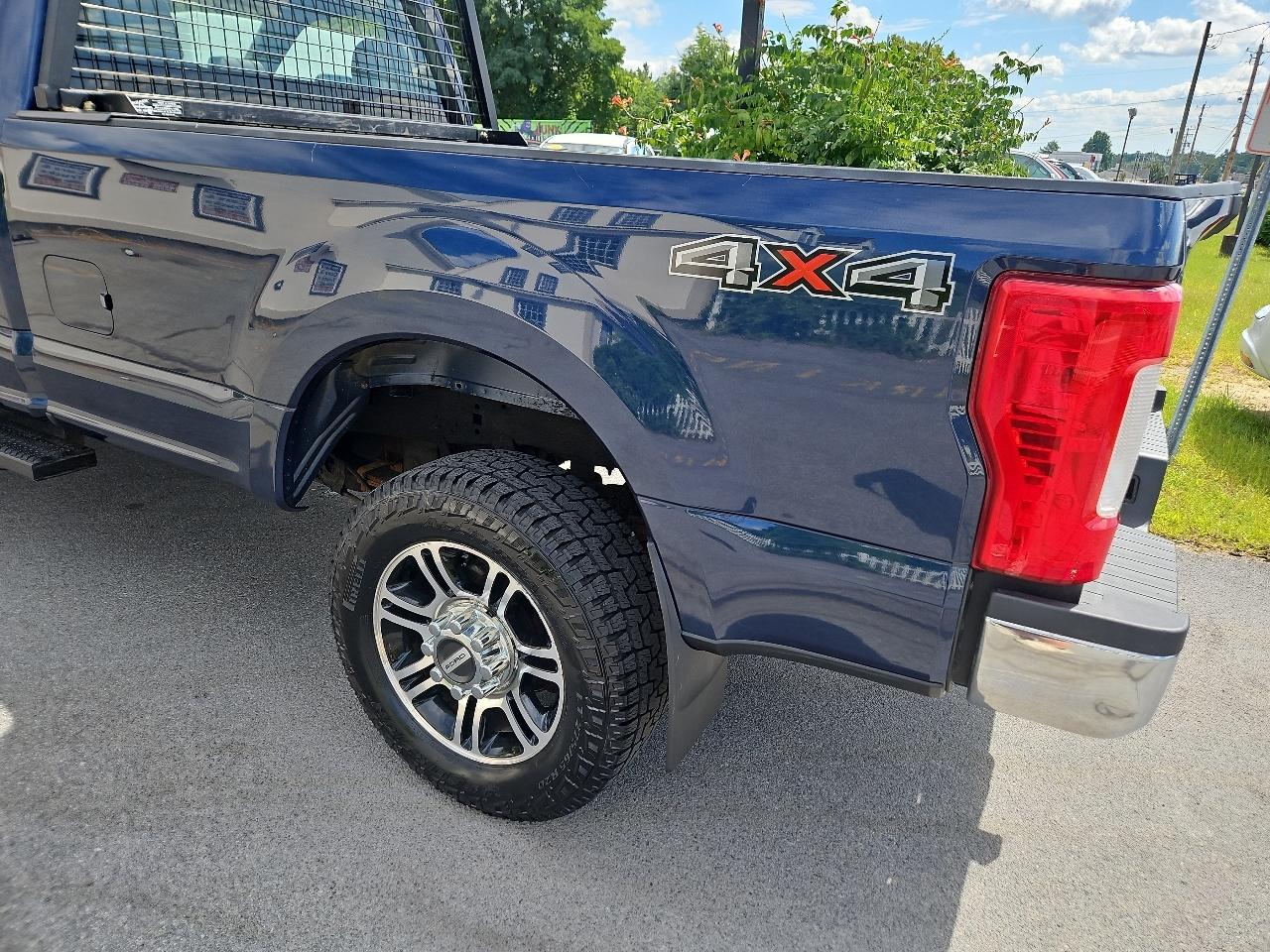 Ford Super Duty F-250 SRW XL 4WD Reg Cab 8' Box 2018