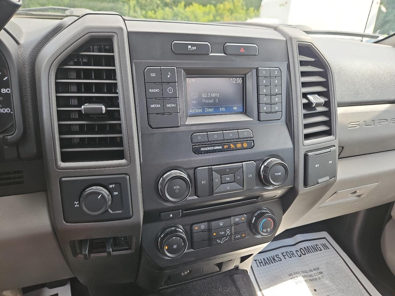 Ford Super Duty F-250 SRW XL 4WD Reg Cab 8' Box 2018