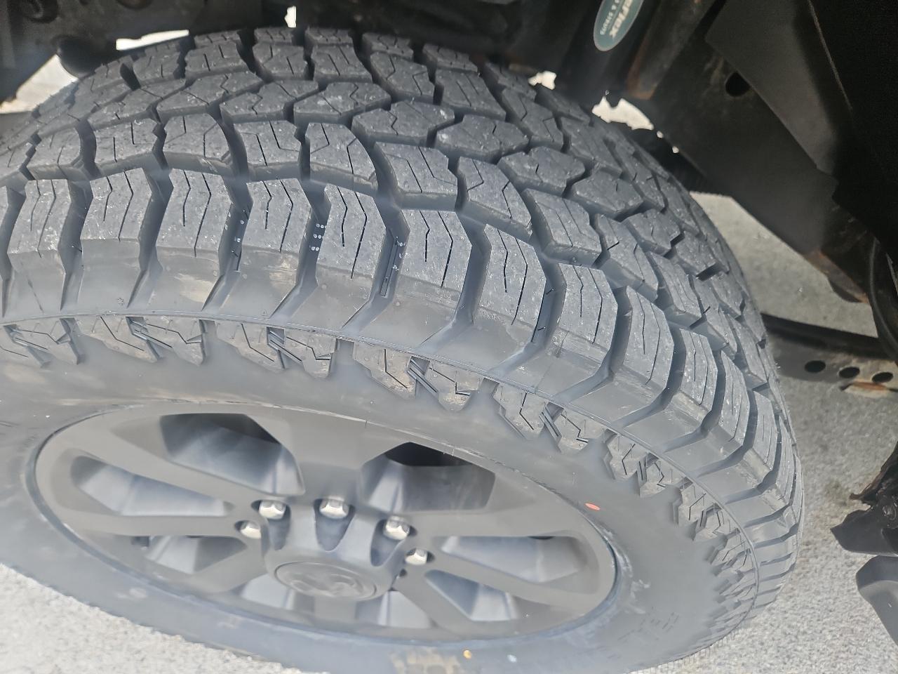RAM 2500 Laramie 4x4 Crew Cab 6'4" Box 2022