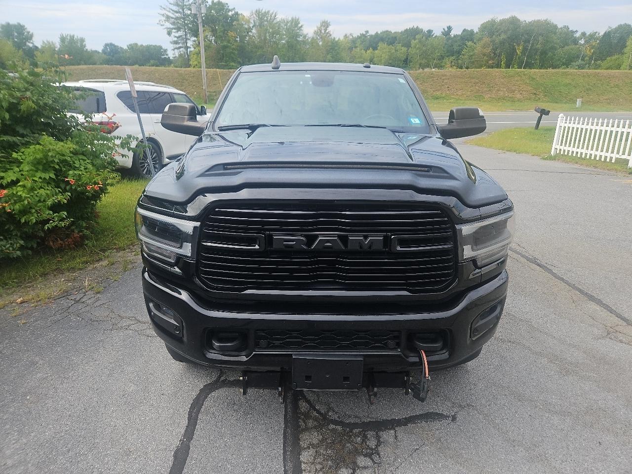 RAM 2500 Laramie 4x4 Crew Cab 6'4" Box 2022