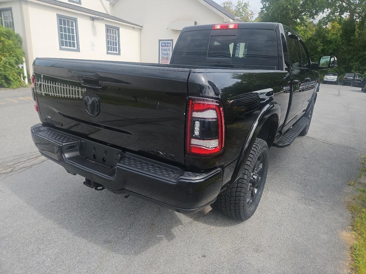 RAM 2500 Laramie 4x4 Crew Cab 6'4" Box 2022