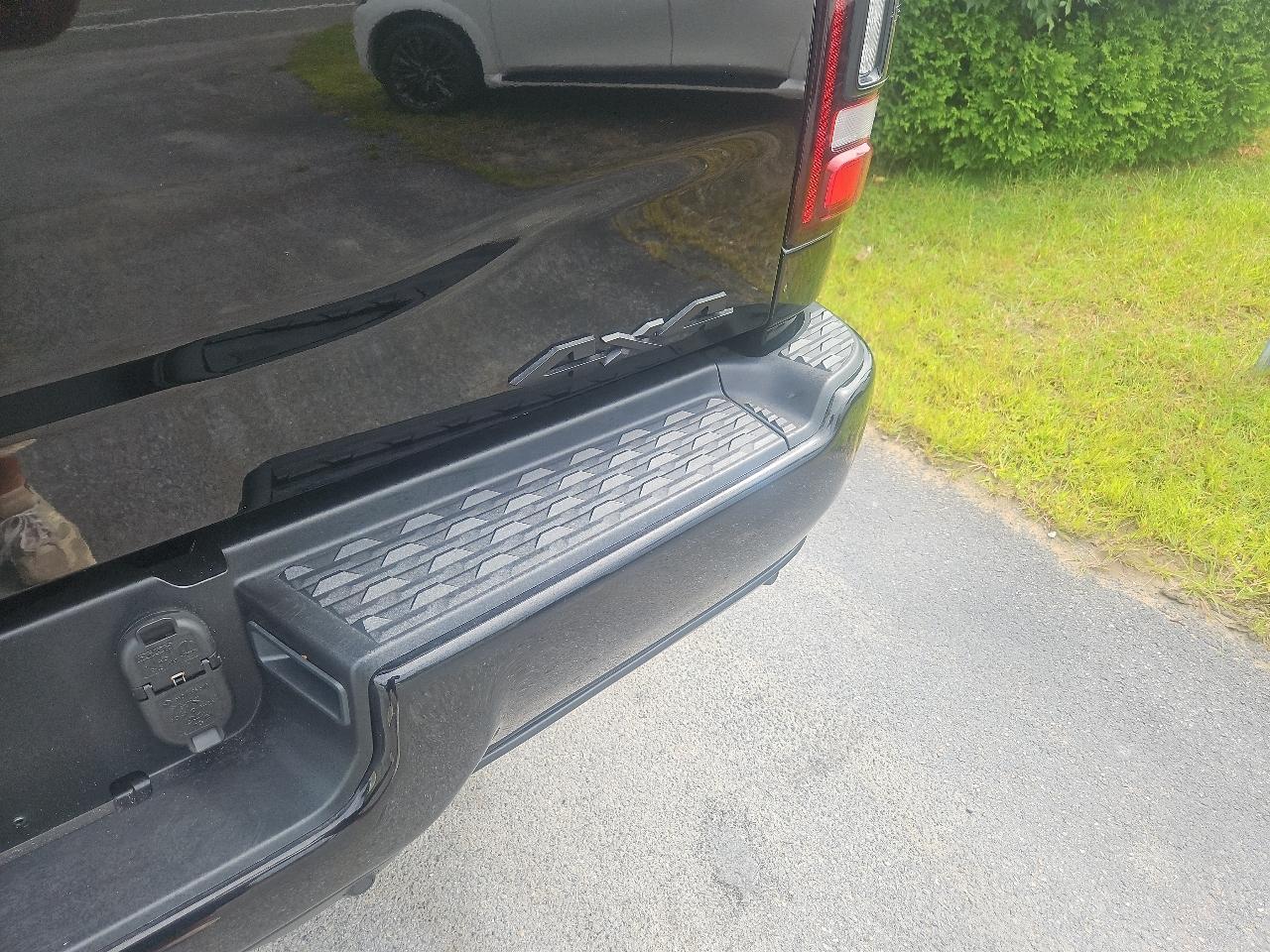 RAM 2500 Laramie 4x4 Crew Cab 6'4" Box 2022