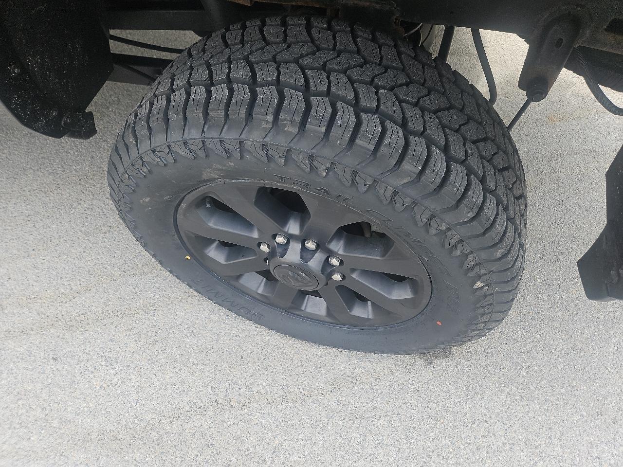 RAM 2500 Laramie 4x4 Crew Cab 6'4" Box 2022