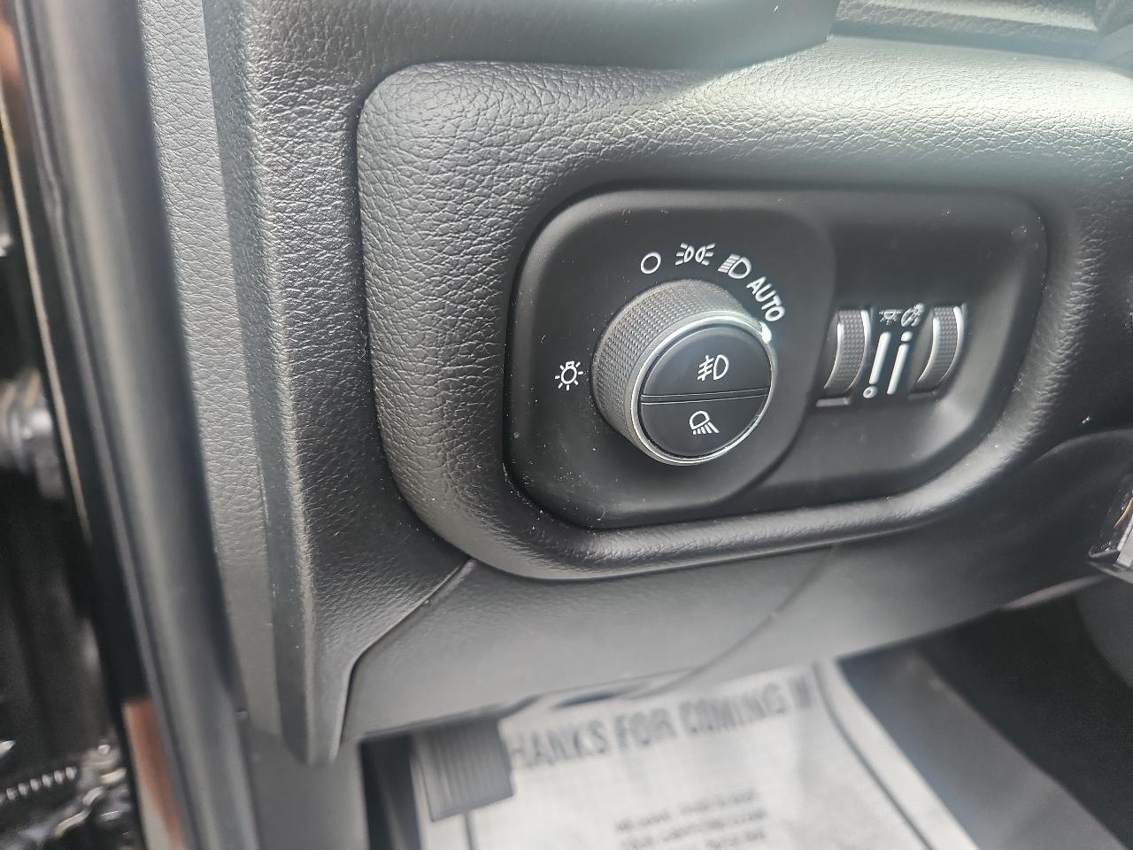 RAM 2500 Laramie 4x4 Crew Cab 6'4" Box 2022