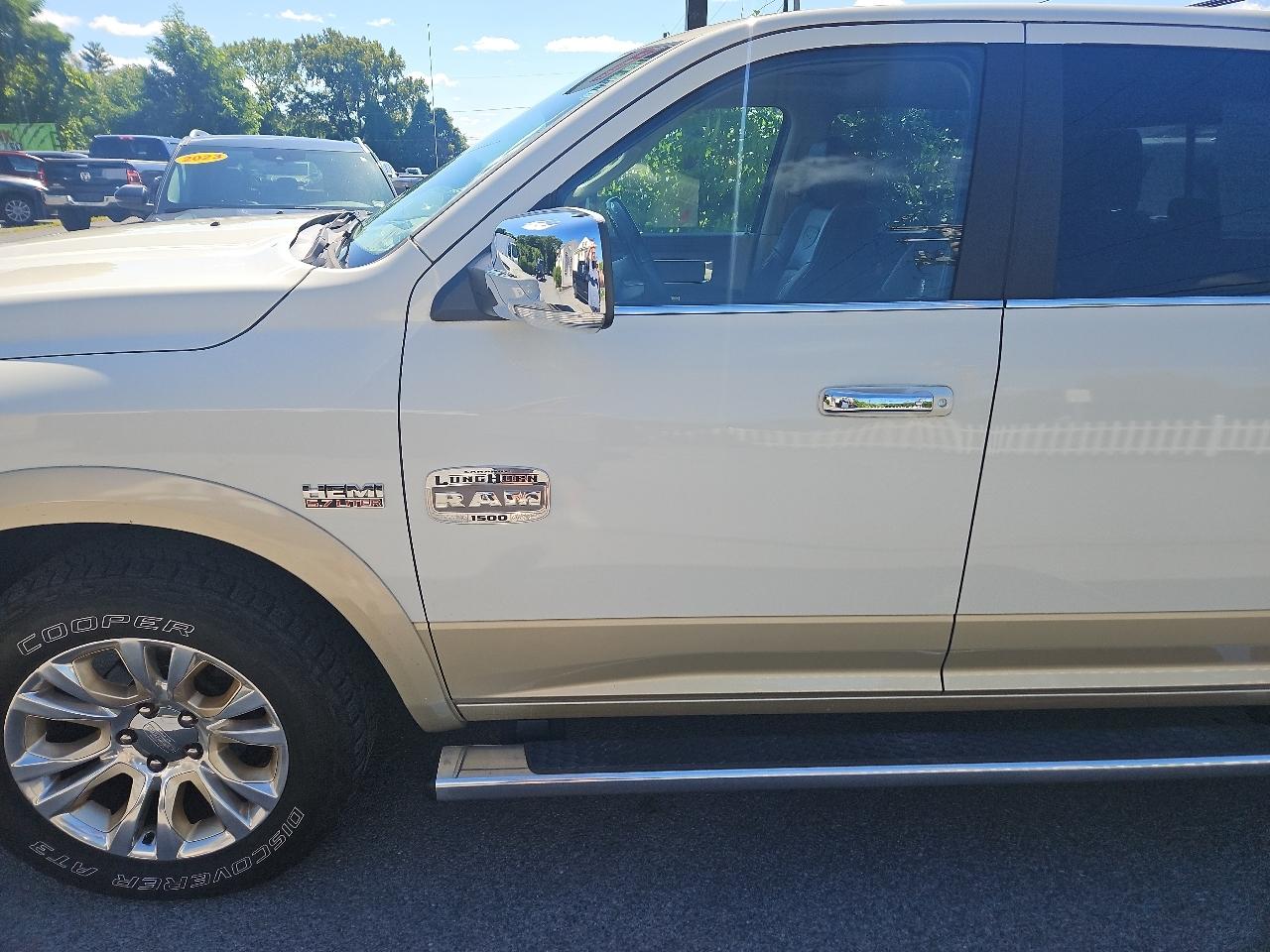 RAM 1500 Longhorn 4x4 Crew Cab 5'7" Box 2017