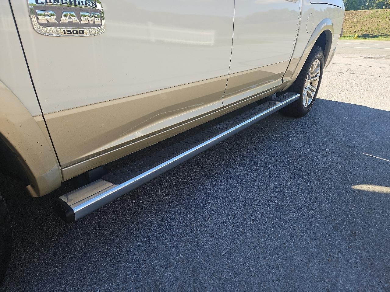 RAM 1500 Longhorn 4x4 Crew Cab 5'7" Box 2017