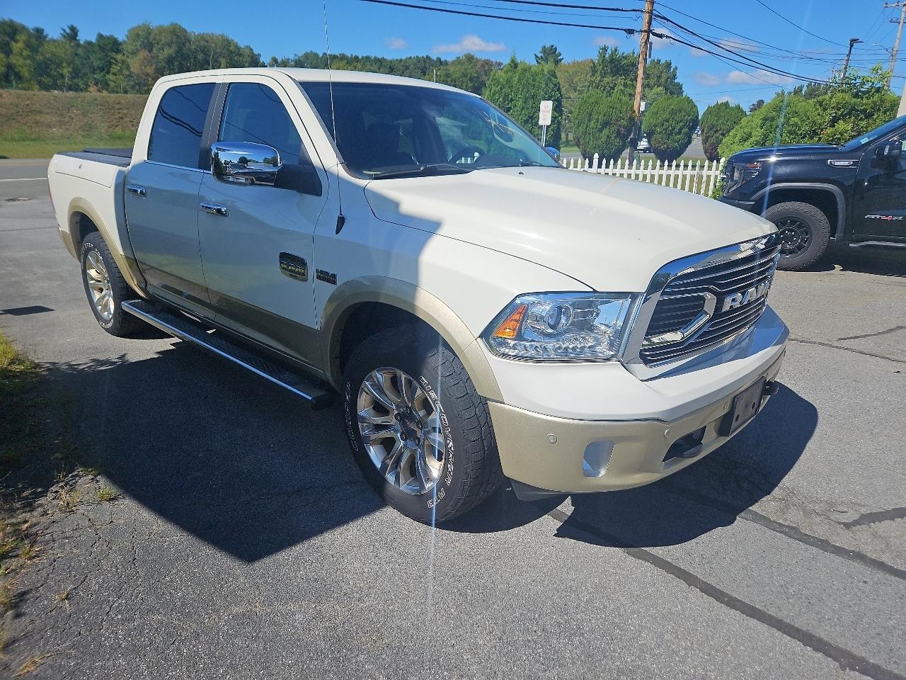 RAM 1500 Longhorn 4x4 Crew Cab 5'7" Box 2017