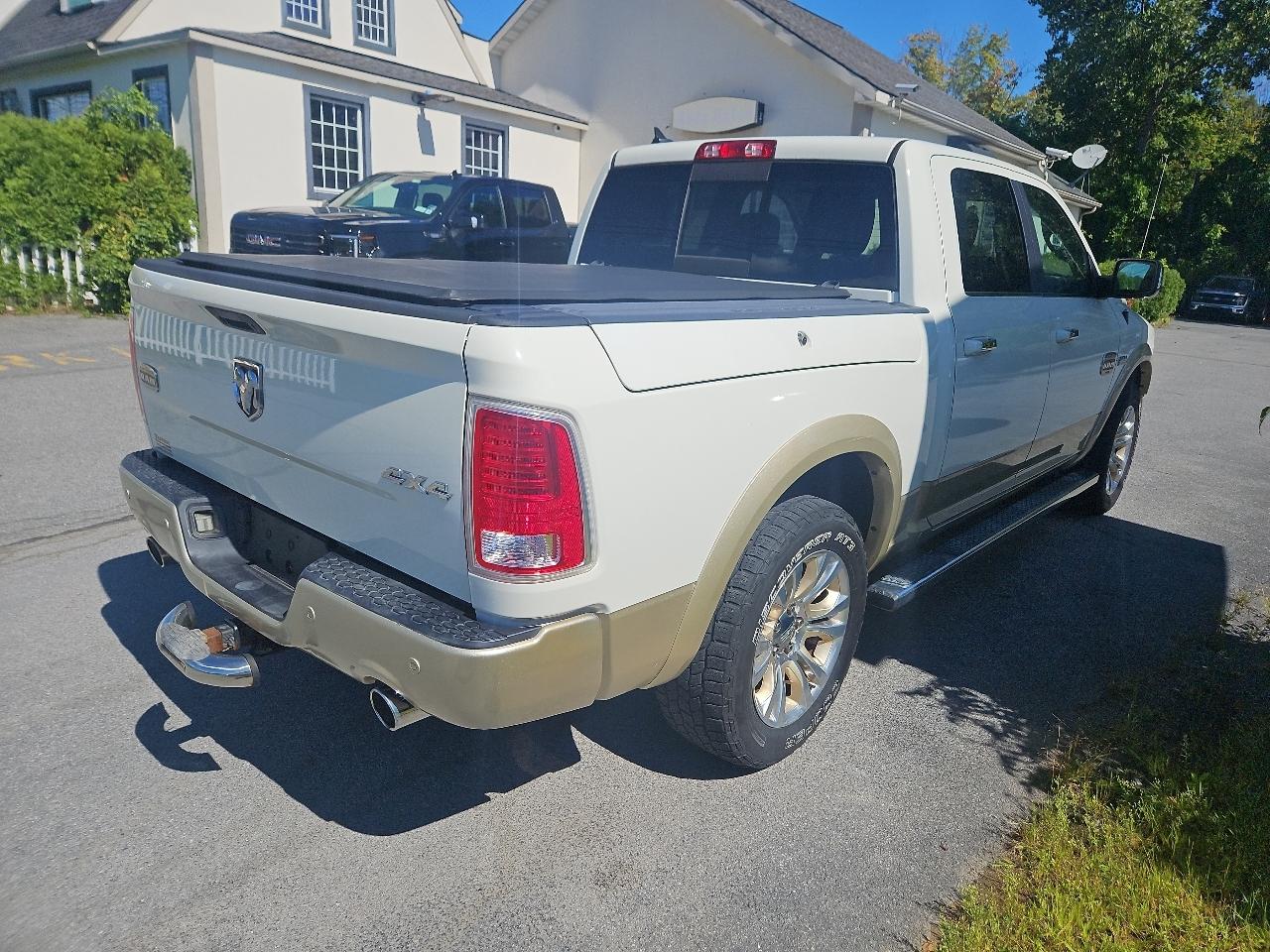 RAM 1500 Longhorn 4x4 Crew Cab 5'7" Box 2017