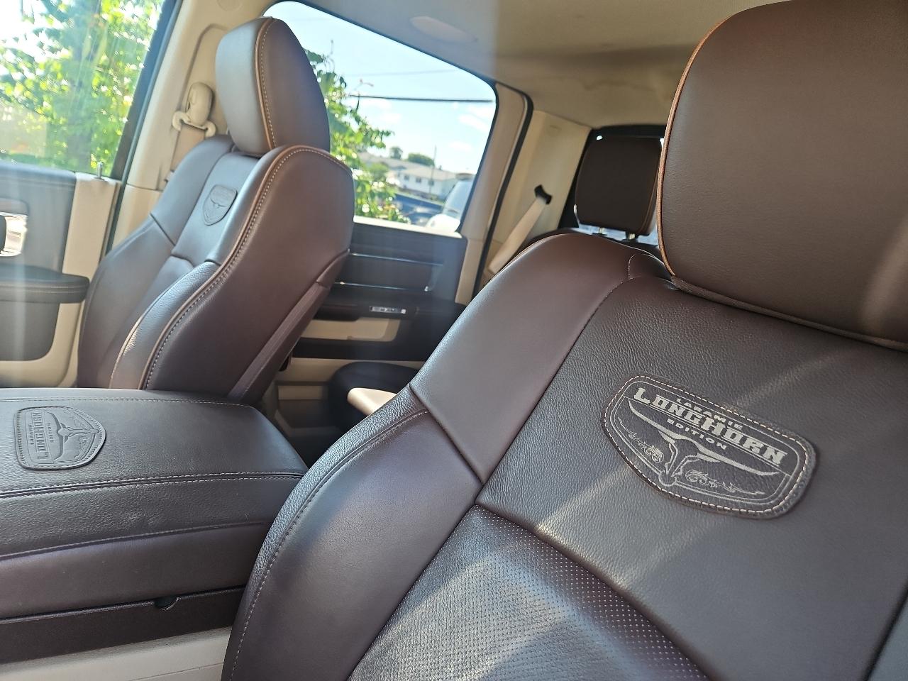 RAM 1500 Longhorn 4x4 Crew Cab 5'7" Box 2017