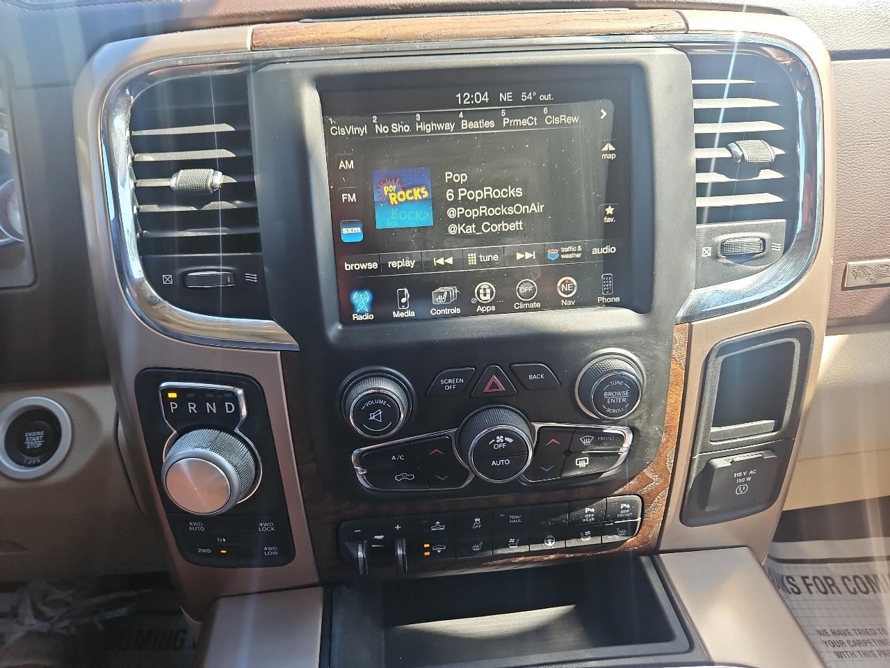 RAM 1500 Longhorn 4x4 Crew Cab 5'7" Box 2017