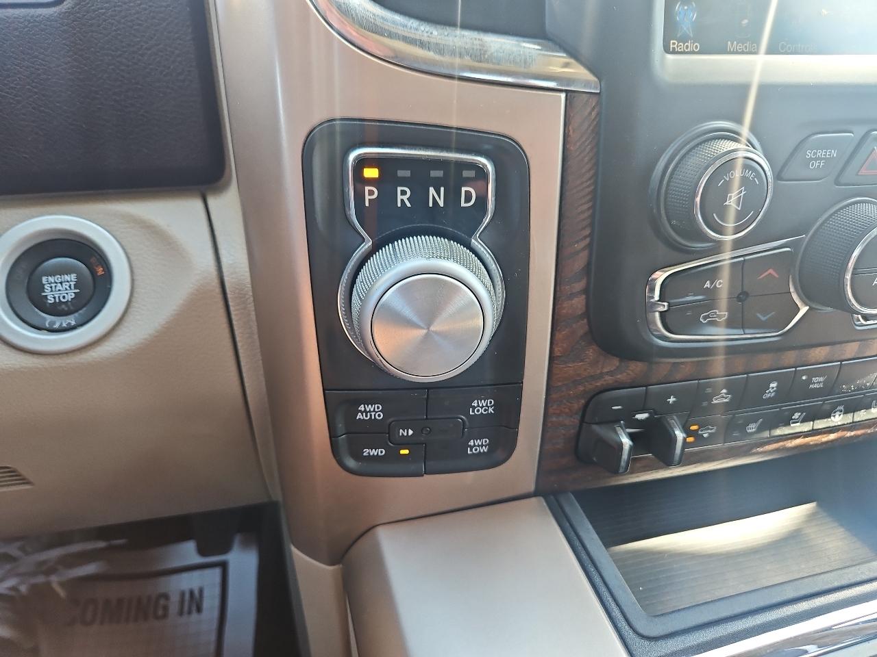 RAM 1500 Longhorn 4x4 Crew Cab 5'7" Box 2017
