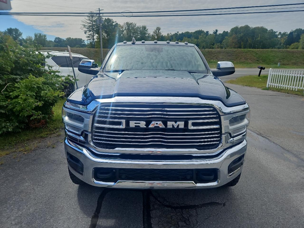 RAM 2500 Laramie 4x4 Crew Cab 6'4" Box 2019