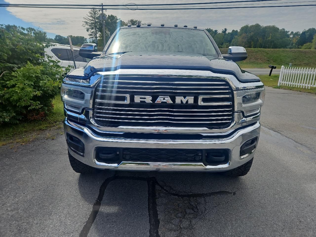 RAM 2500 Laramie 4x4 Crew Cab 6'4" Box 2019