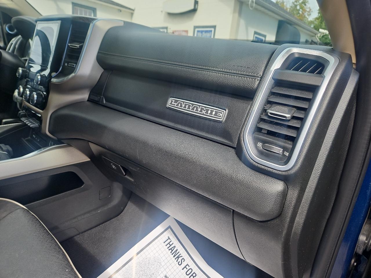 RAM 2500 Laramie 4x4 Crew Cab 6'4" Box 2019