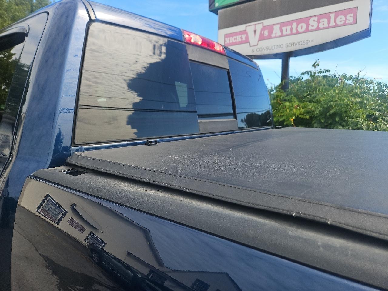 RAM 2500 Laramie 4x4 Crew Cab 6'4" Box 2019