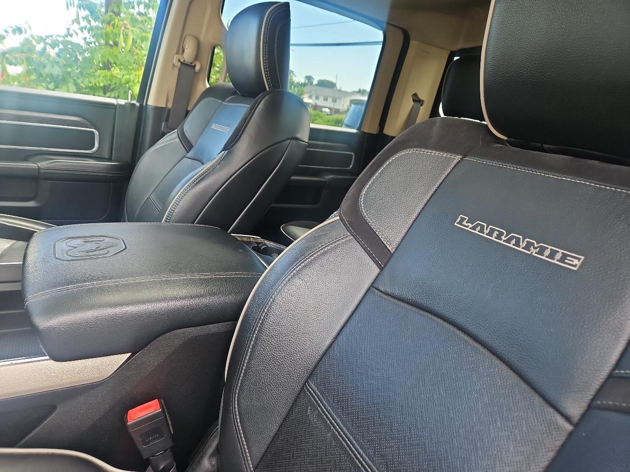 RAM 2500 Laramie 4x4 Crew Cab 6'4" Box 2019