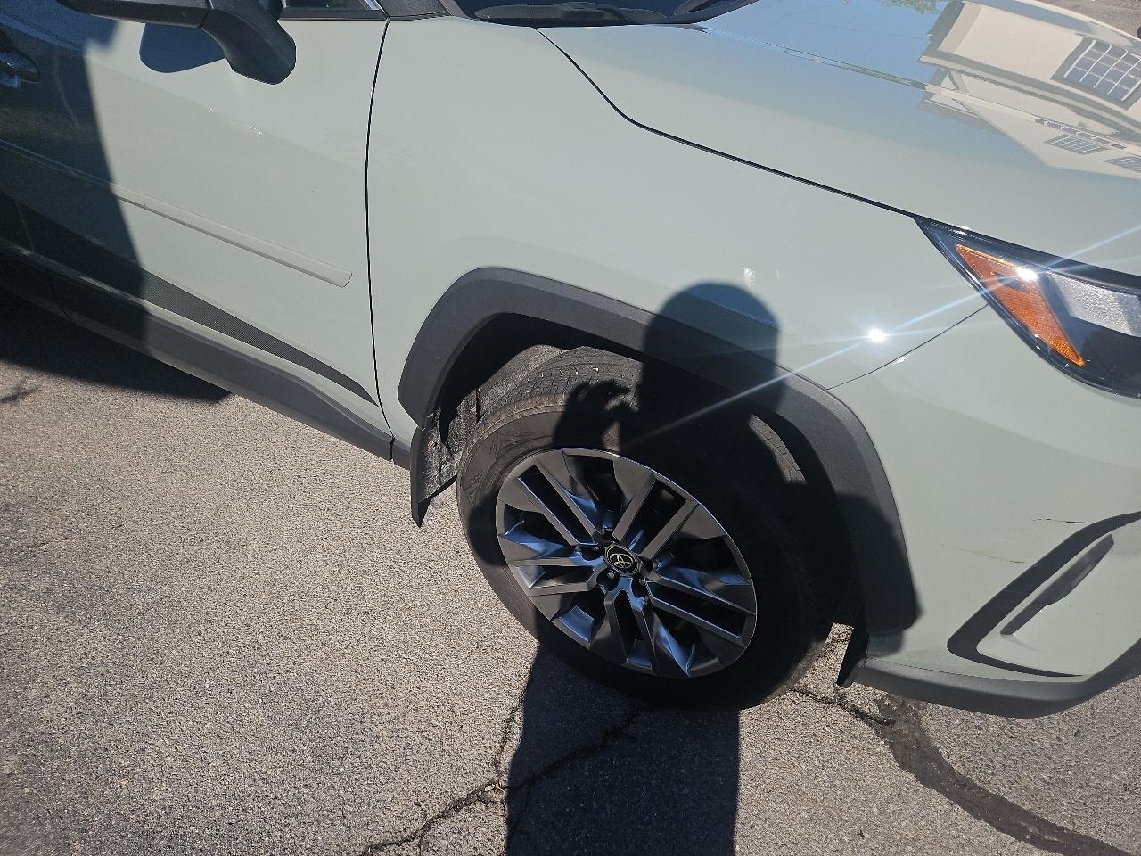 Toyota RAV4 XLE Premium AWD (Natl) 2022